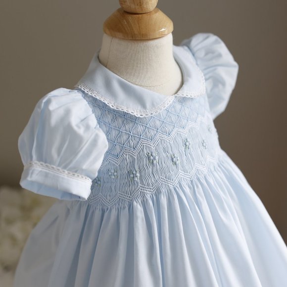 RARE Blue Smocked Dress Heirloom Feltman Brothers PERFECT CONDITION Like New - Picture 3 of 9